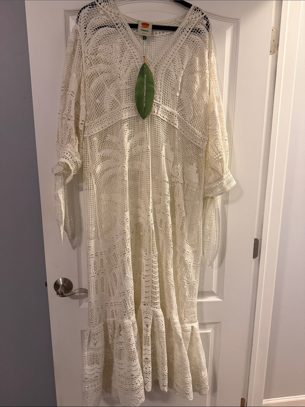 Farm Rio Morada Boa Guipire Off white dress Size small